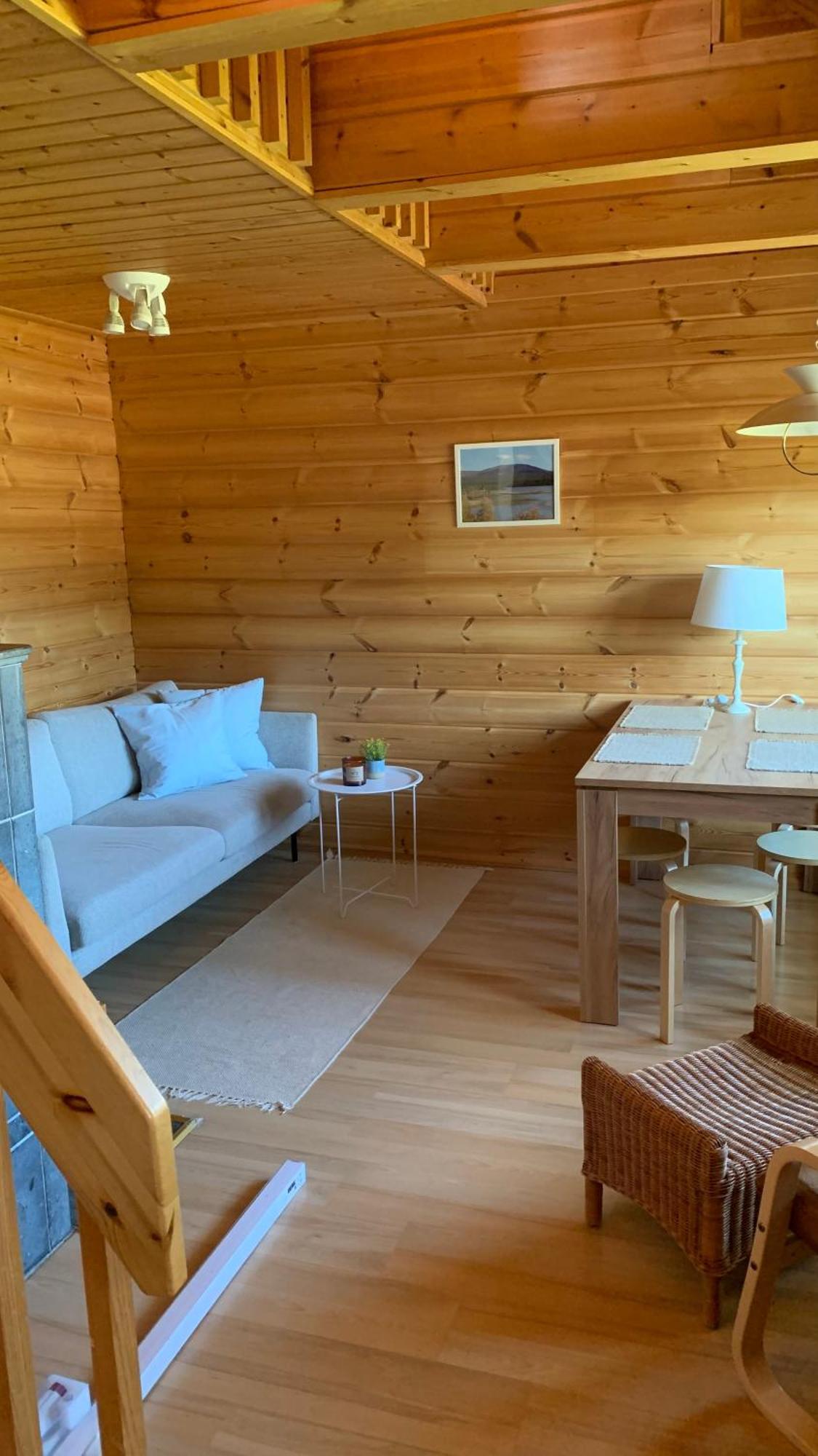 Yllaestoelli 2 D, Aekaeslompolo Apartment Kolari Exterior foto
